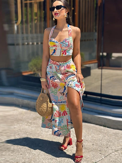 Classic Vintage Top with a Flattering Fit