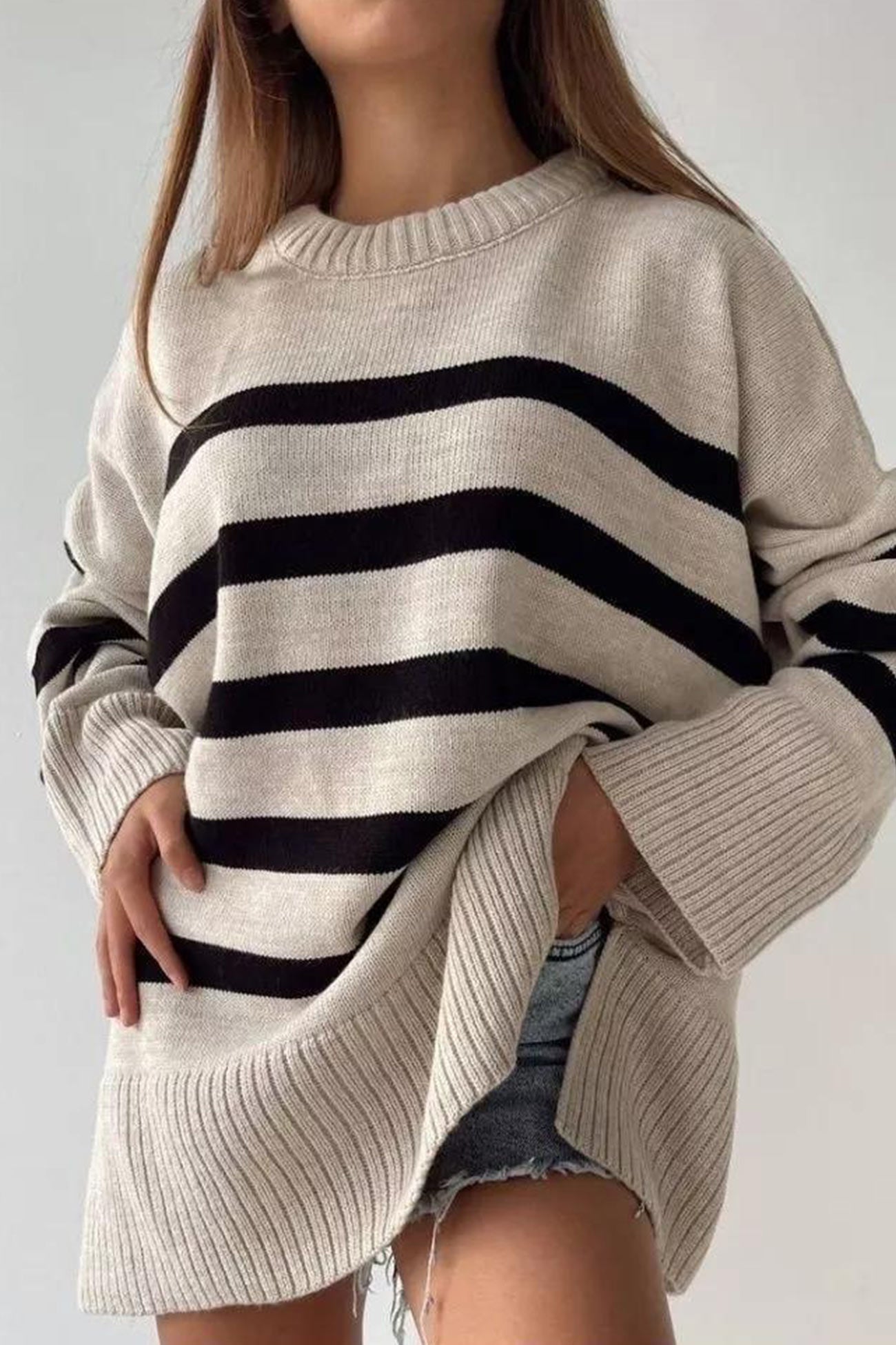 Classic Vintage Pullover with a Flattering Fit