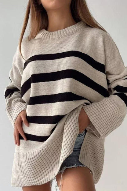 Classic Vintage Pullover with a Flattering Fit