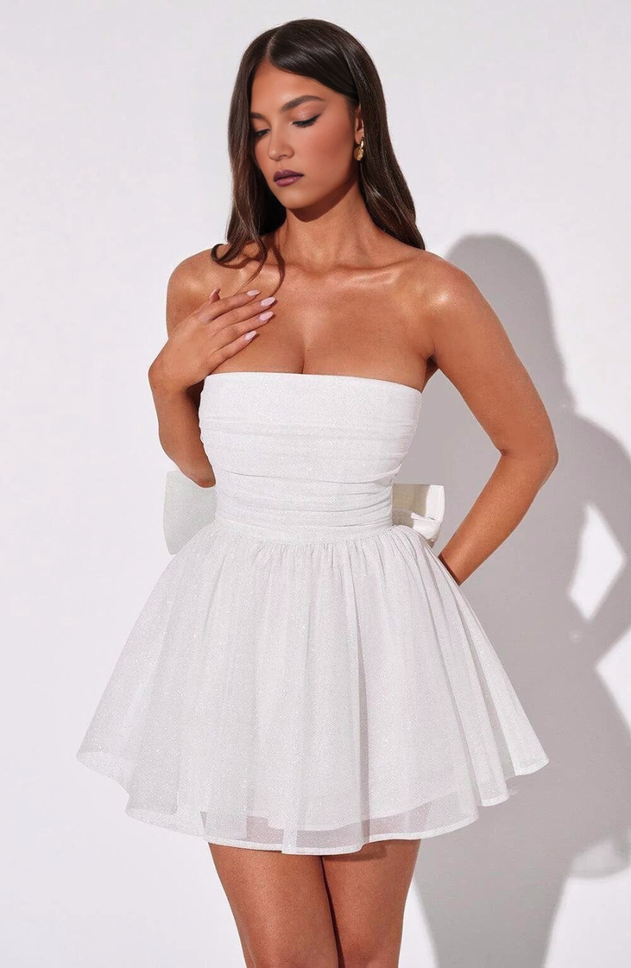 Effortlessly Elegant Dress with a Timeless Design