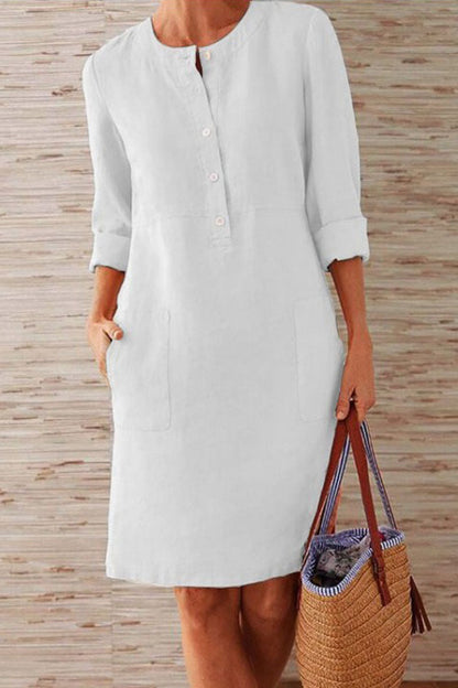 Effortlessly Elegant Dress with a Timeless Design