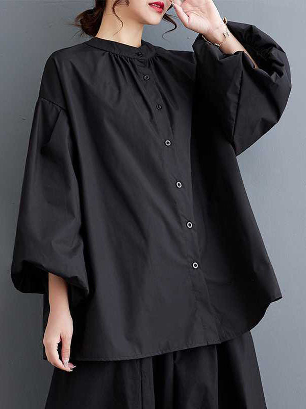 Sophisticated Blouse with a Clean Classic Look