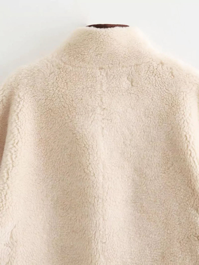 Beautifully Finished Jacket in a Timeless Design