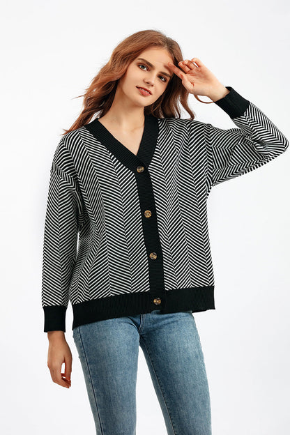Classic Vintage Sweater with a Flattering Fit