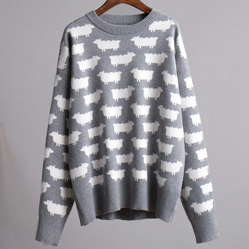 Effortlessly Elegant Sweater with a Timeless Design