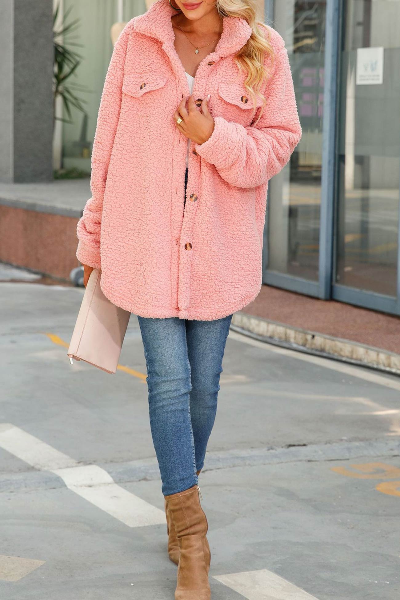 Elegantly Styled Coat for Everyday Wear