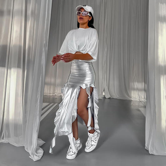 Effortlessly Elegant Garment with a Timeless Design