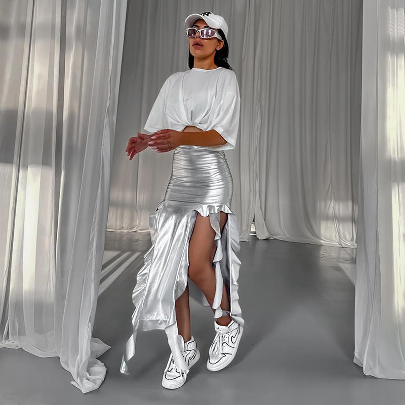 Effortlessly Elegant Garment with a Timeless Design