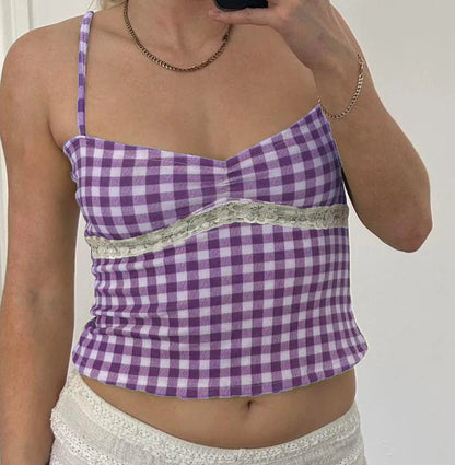 Classic Vintage Top with a Flattering Fit