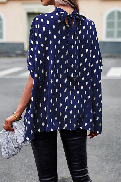 Effortlessly Elegant Blouse with a Timeless Design
