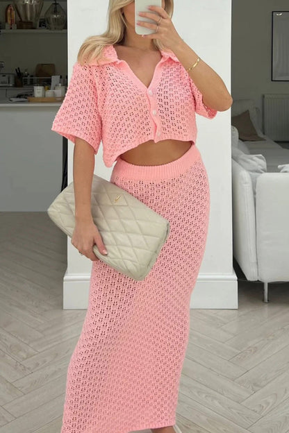 Classic Vintage Blouse with a Flattering Fit