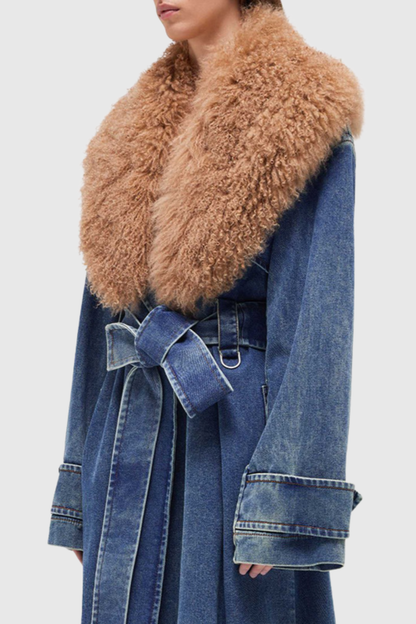 Effortlessly Elegant Coat with a Timeless Design