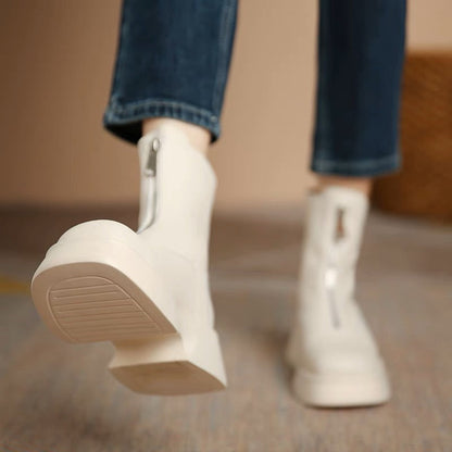 Elegantly Styled Boots for Everyday Wear