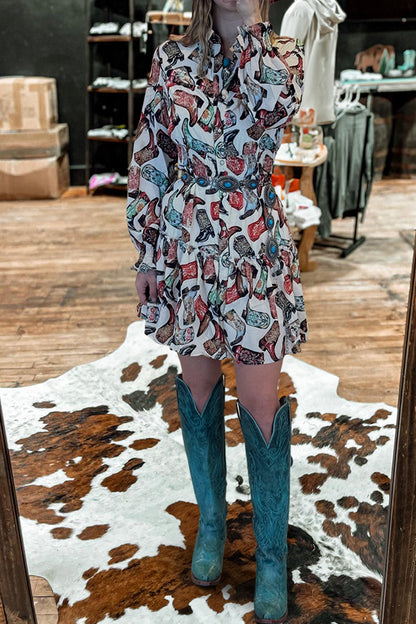 Beautifully Finished Dress in a Timeless Design