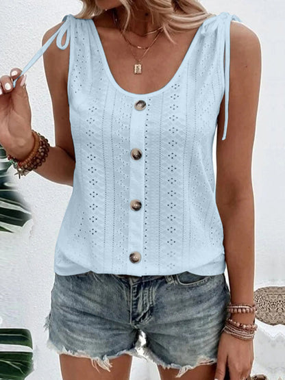 Polished Top with an Effortless Classic Look