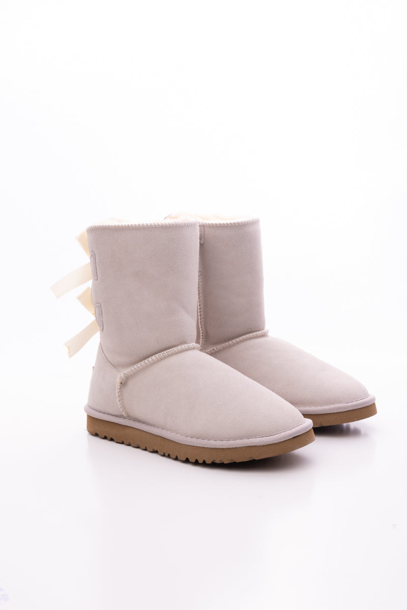 Gracefully Styled Boots for Any Occasion
