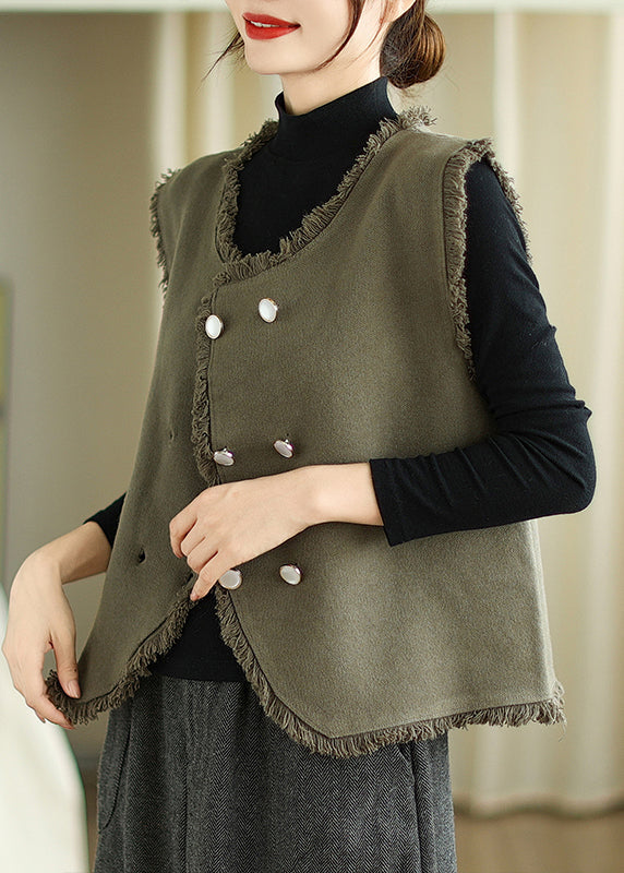 Effortlessly Elegant Top with a Timeless Design