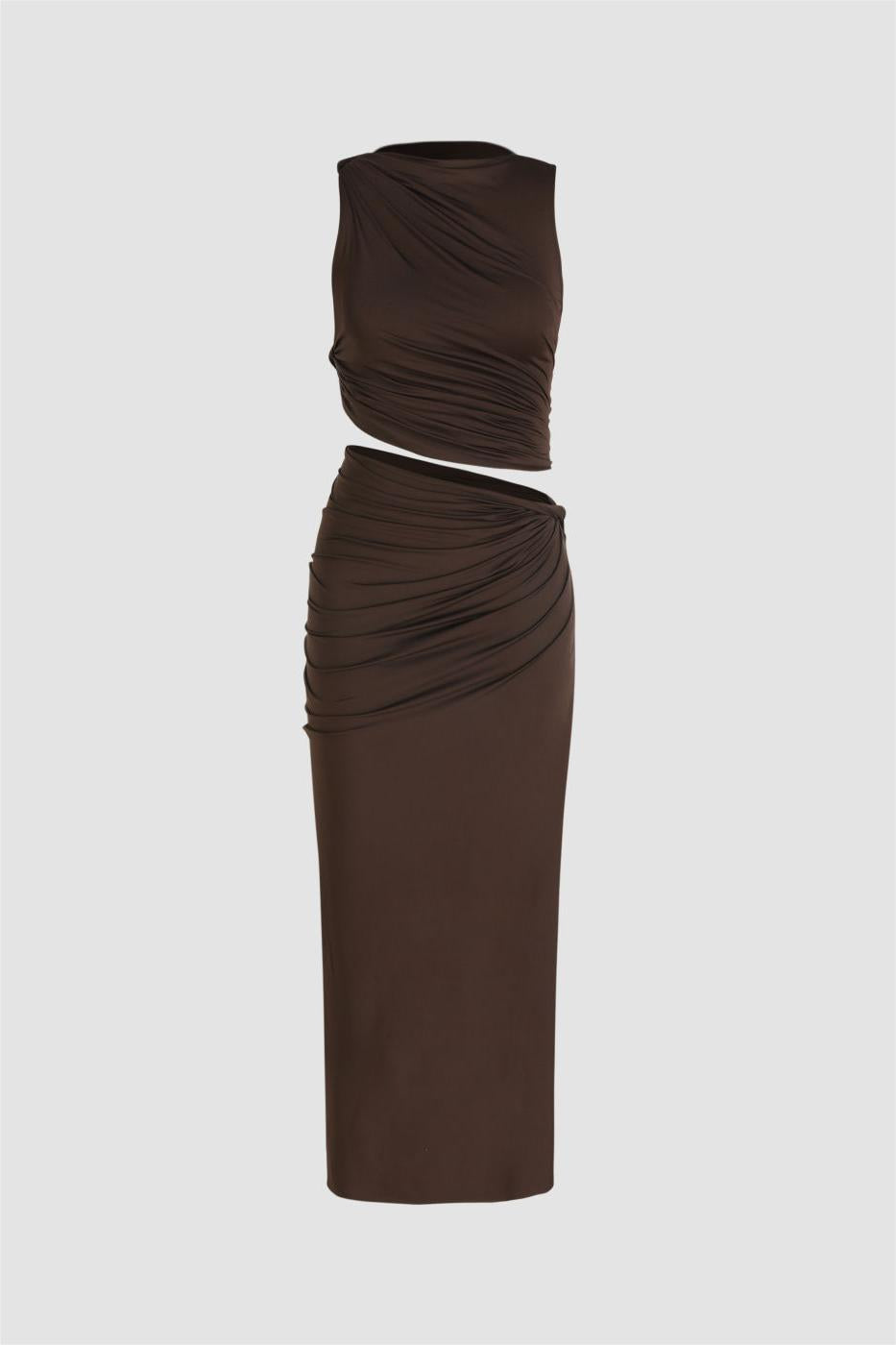 Well Tailored Top with a Graceful Silhouette