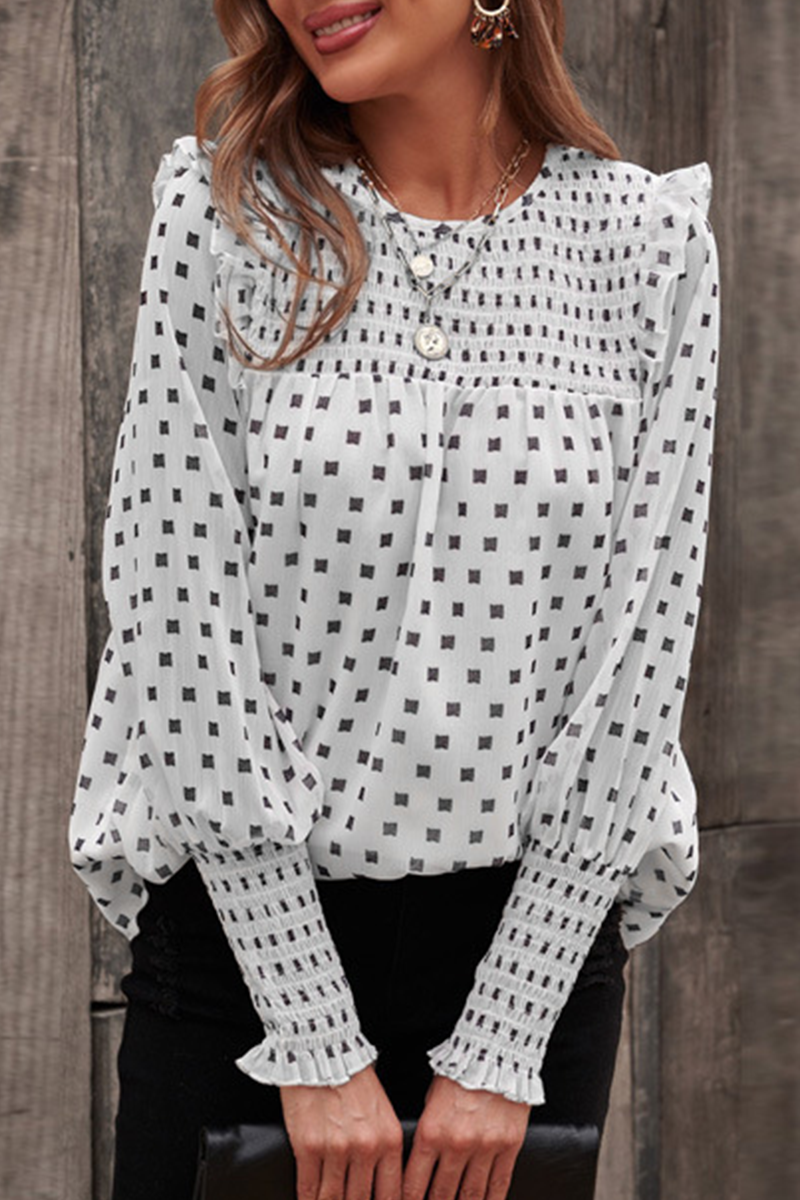 Polished Top with an Effortless Classic Look