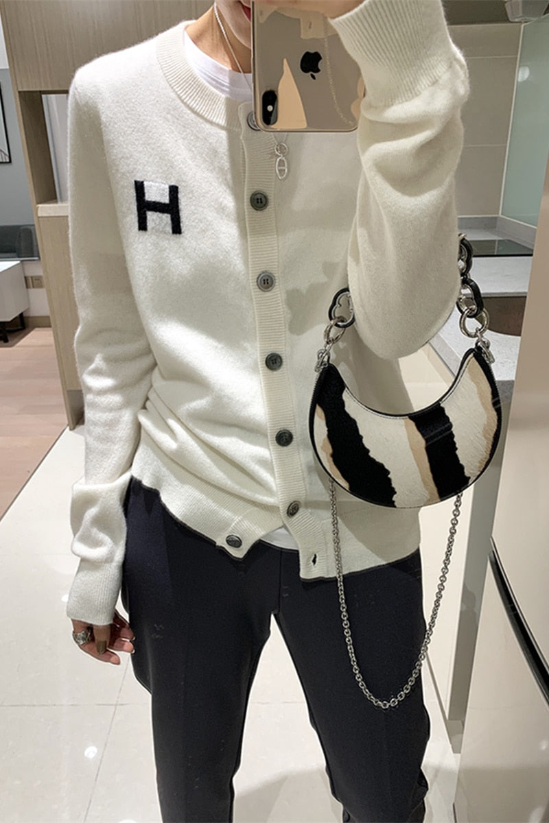 Classic Vintage & Enduringly Stylish Cardigan