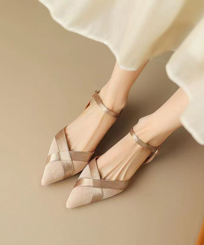 Classic Vintage Sandals with a Flattering Fit