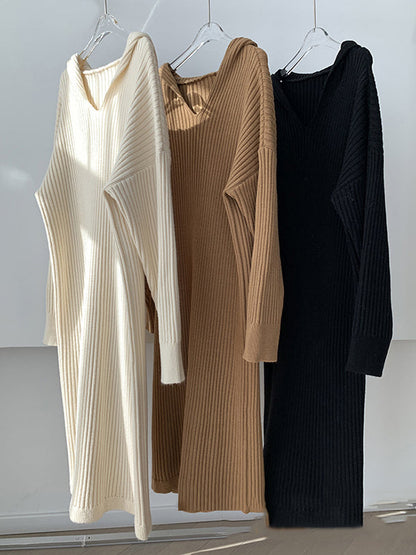 Classic Vintage Sweater with a Flattering Fit