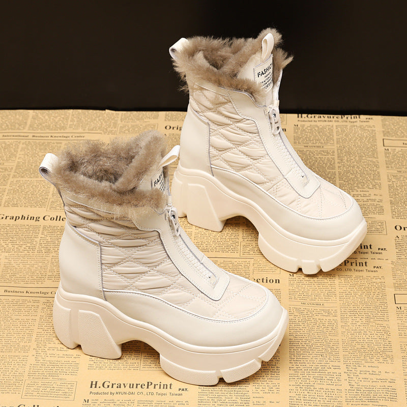 Beautifully Finished Boots in a Timeless Design