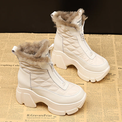 Beautifully Finished Boots in a Timeless Design