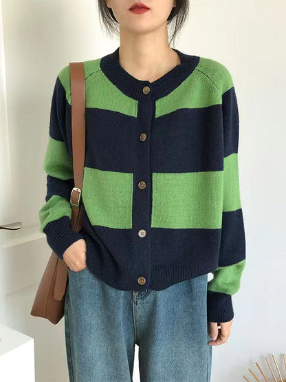 Polished Cardigan with an Effortless Classic Look