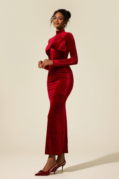 Sophisticated Dress with a Clean Classic Look
