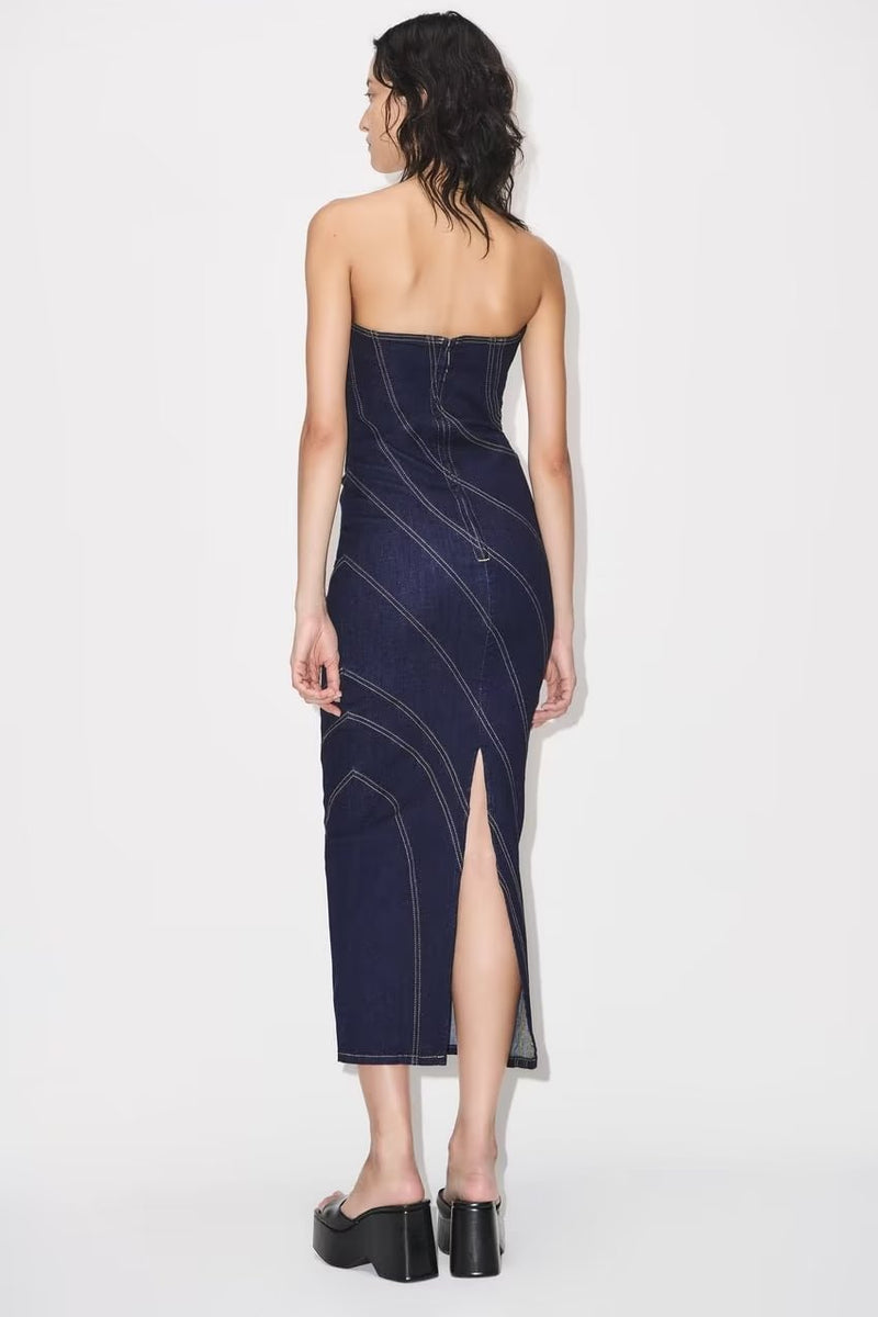 A Vintage Style Dress with Delicate Timeless Details