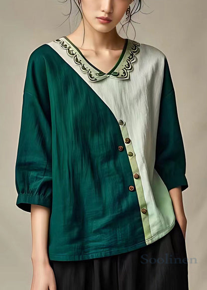 Classic Vintage Shirt with a Flattering Fit