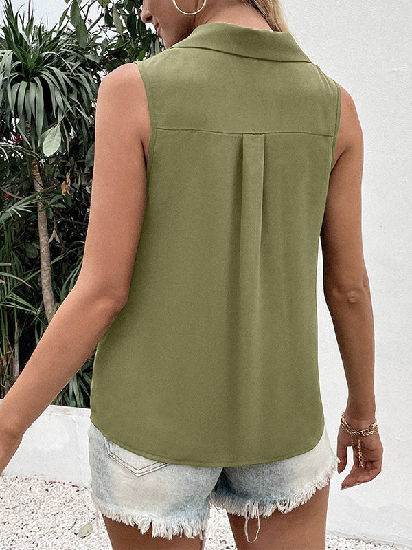 Well Tailored Top with a Graceful Silhouette