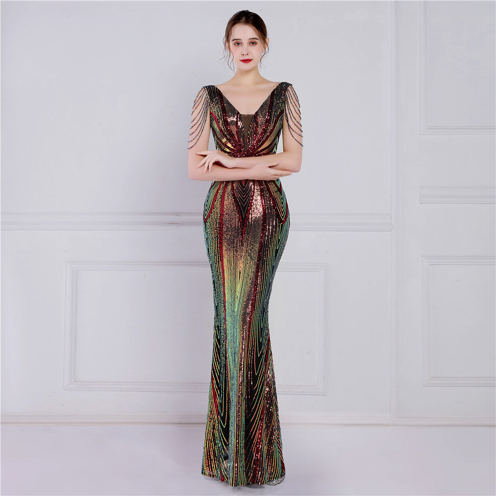 Gracefully Styled Dress for Any Occasion