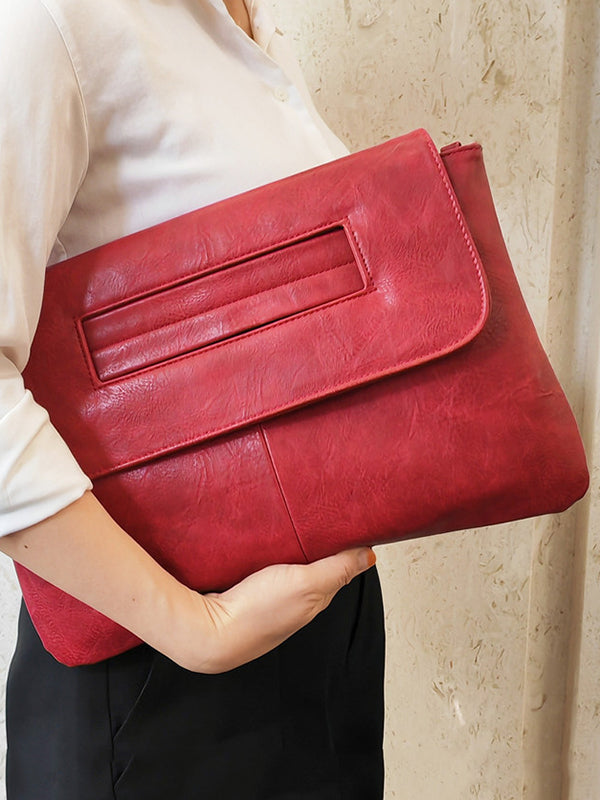 Beautifully Finished Bag in a Timeless Design