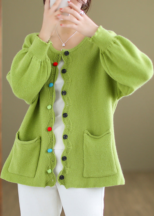 Effortlessly Elegant Coat with a Timeless Design