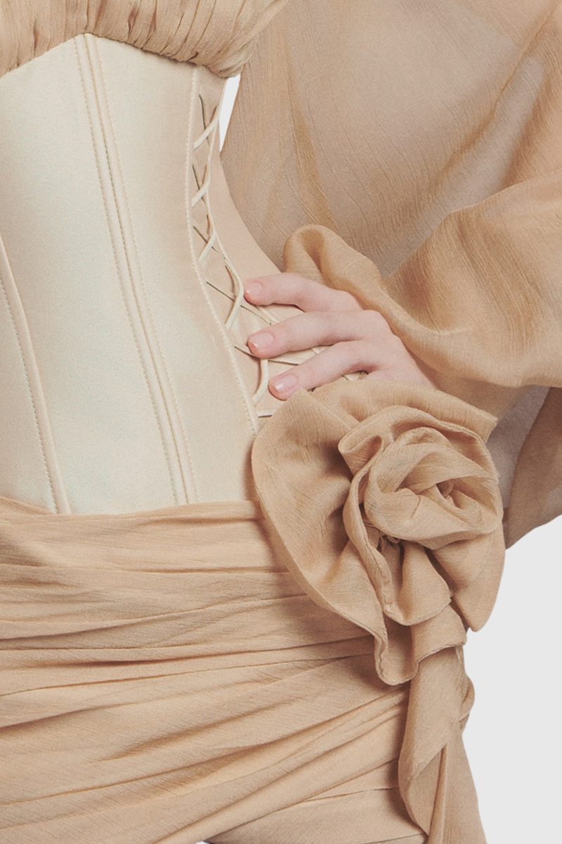 Polished Dress with an Effortless Classic Look