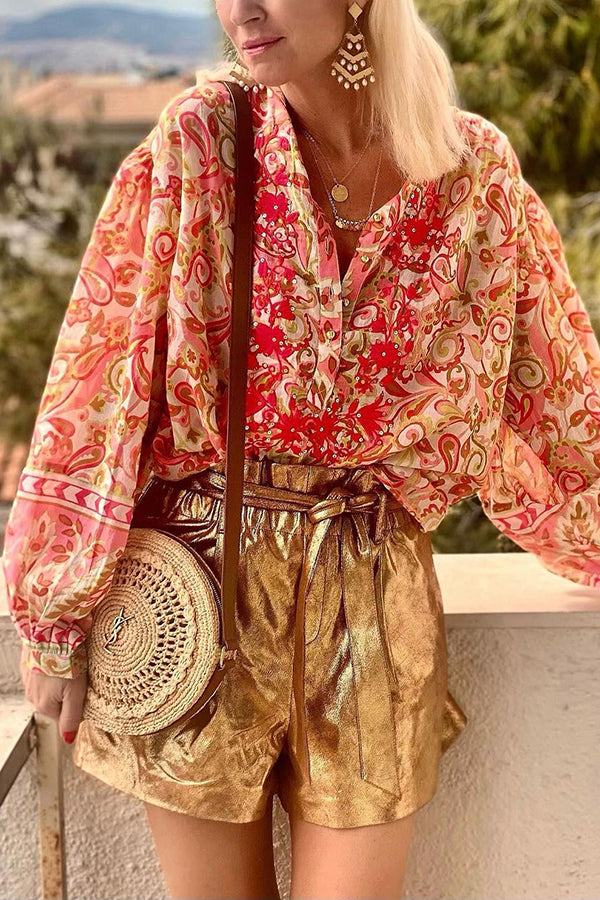 Beautifully Crafted Blouse in a Classic Style