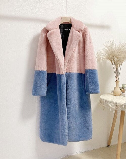 Gracefully Styled Coat for Any Occasion