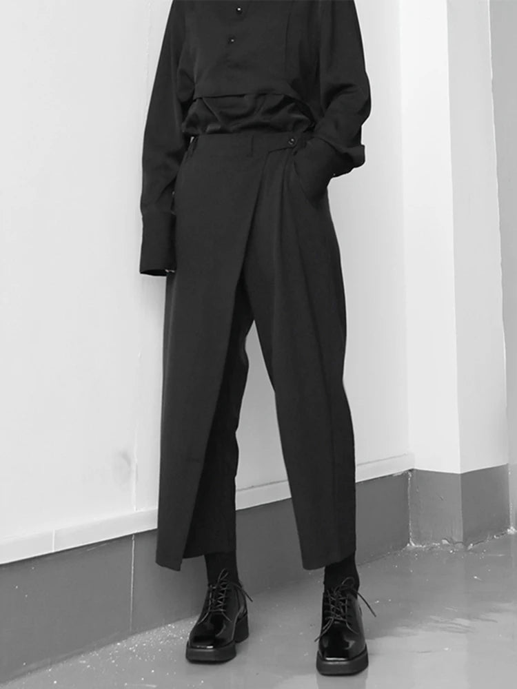 Sophisticated Trousers with a Clean Classic Look