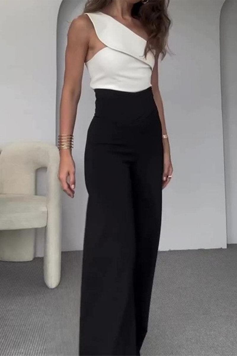 Sophisticated Garment with a Clean Classic Look