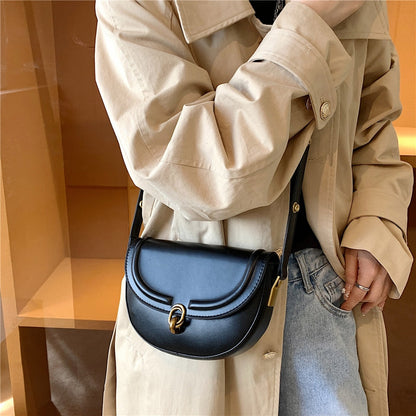 Polished Bag with an Effortless Classic Look