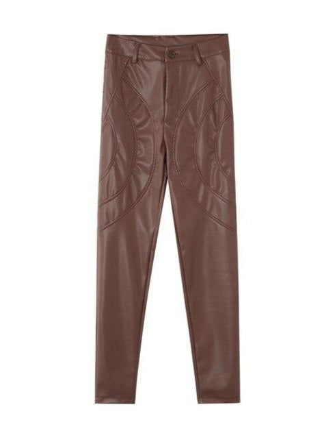 Classic Vintage Pants with a Flattering Fit