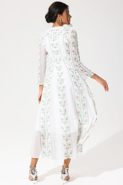 Sophisticated Dress with a Clean Classic Look