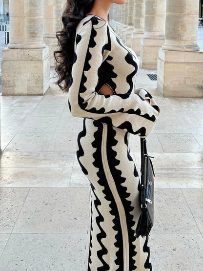 Sophisticated Dress with a Clean Classic Look