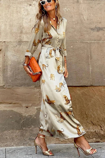 Well Tailored Dress with a Graceful Silhouette