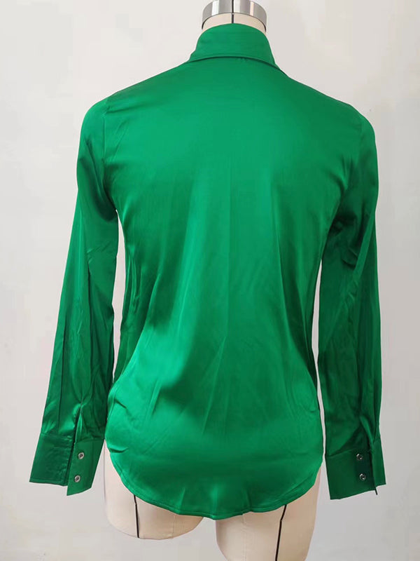 Beautifully Finished Blouse in a Timeless Design
