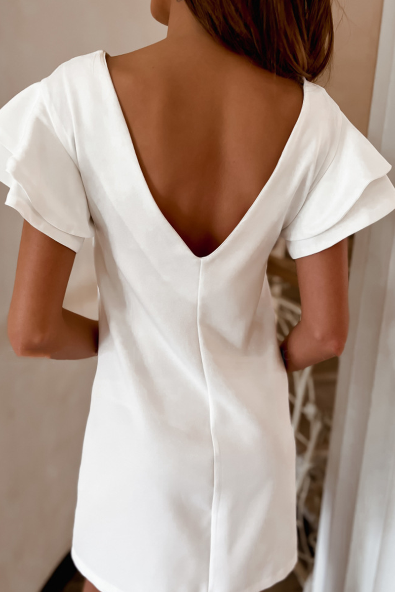 Beautifully Crafted Dress in a Classic Style