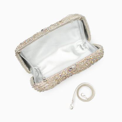 Beautifully Crafted Bag in a Classic Style
