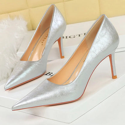 A Vintage Style Heels with Delicate Timeless Details
